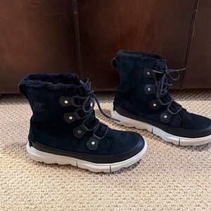 Sorel Black and White Winter Boots